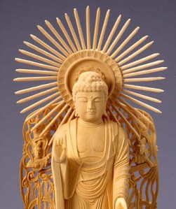 浄土真宗西本願寺派のご本尊様。西阿弥陀如来像です。お顔立ちが良いと評判のお仏像です。